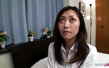 婷婷 Seductive Japanese Solo Teasing Ass & Finger Pussy