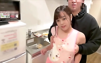 np 无删减 Kinky Pervert Fills Junna’s Booty With Syringe During