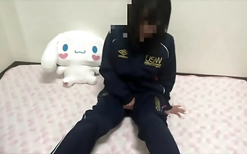 h文 久久精品 Asian Beauty Soaks Her Pussy With Loads Of