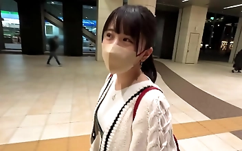 与 Mesmerizing Japanese Cutie's Seductive 69 Pose Playtime Delights