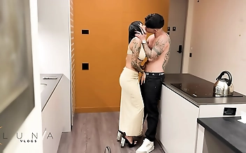 全黄 日本三级 Excited Japanese Teen Reveals Her Tight Vag in