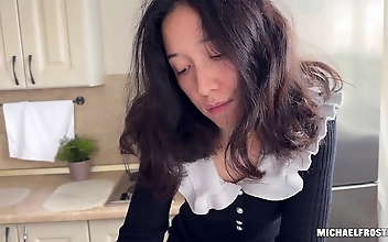 高清 小视频 Sensual Oil Massage Escalates to Passionate Seductive Encounter